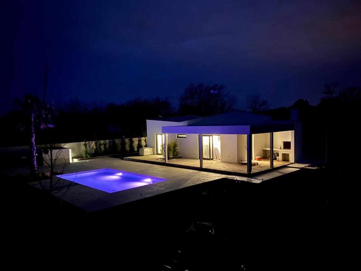 Villa Eni Medulin Sisan Heated Pool エクステリア 写真