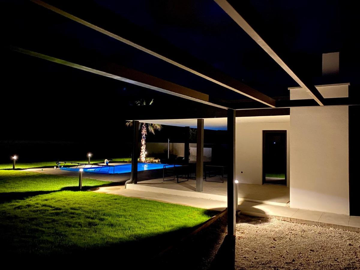 Villa Eni Medulin Sisan Heated Pool エクステリア 写真