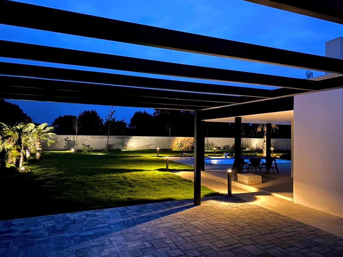 Villa Eni Medulin Sisan Heated Pool エクステリア 写真